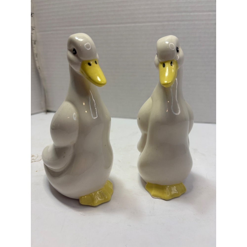 White Ceramic Duck Figurines Mid-Century Modern Minimalist Statues Pair Vintage